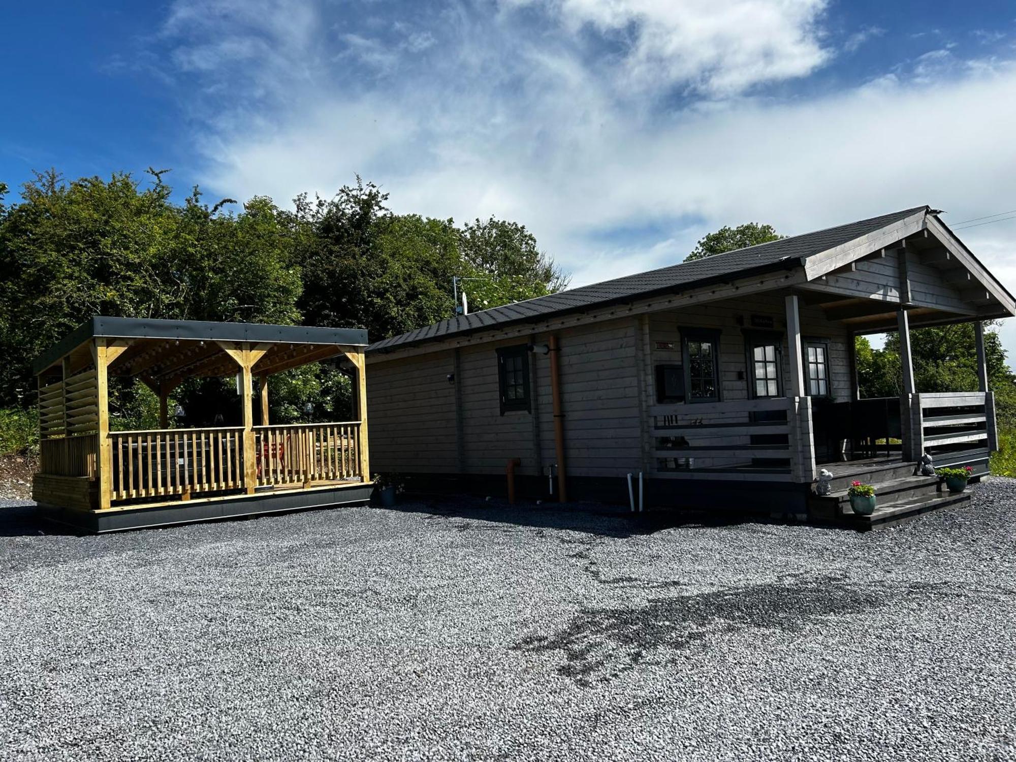 Little Rock Retreat Log Cabin With Hot Tub Castletown Gheoghegan Экстерьер фото